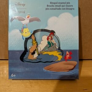 NWT - Loungefly Disney The Little Mermaid Triton's Gift Collector Box Pin